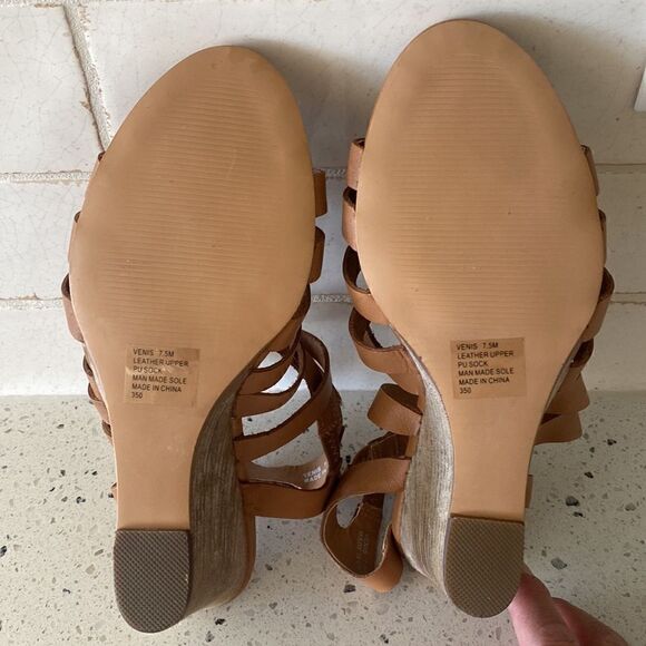 Steve Madden Venis Natural Leather Strappy Wedge Sandals Women’s Size 7.5 - Picture 9 of 13